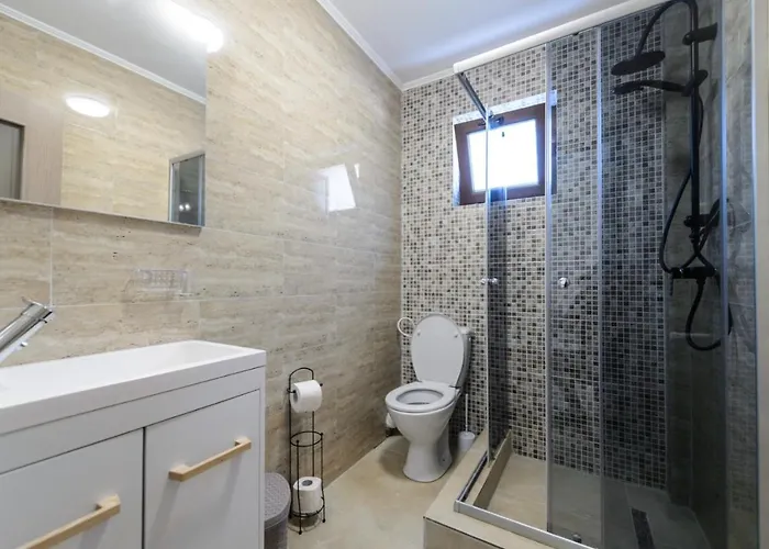 Toma Pensiune Eforie Nord